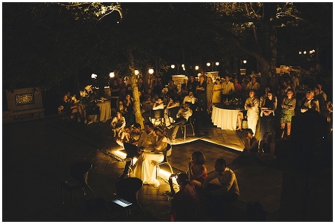 Les Arbousiers vu de nuit