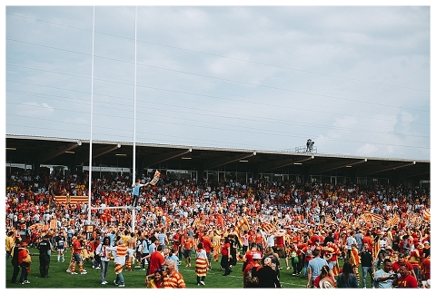 Invasion du terrain par les supporters de l'USAP